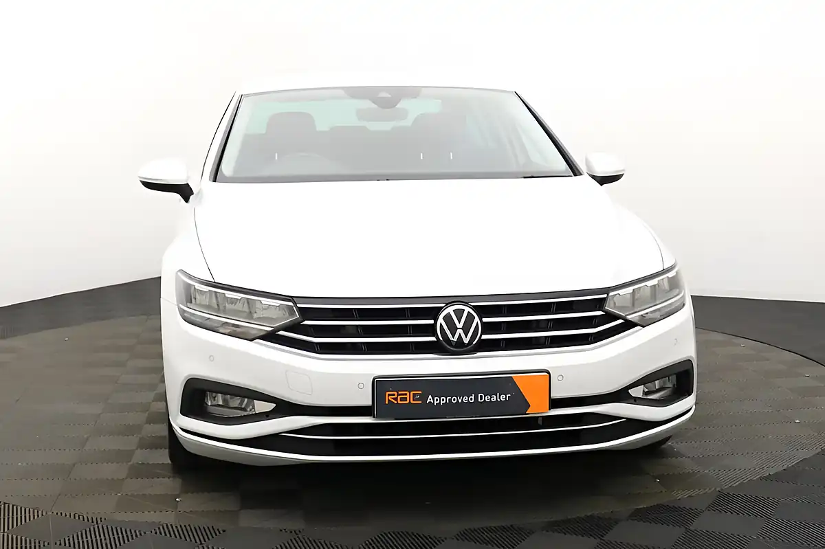 Used 2020 Volkswagen Passat Sel White - Interior and Exterior details 7