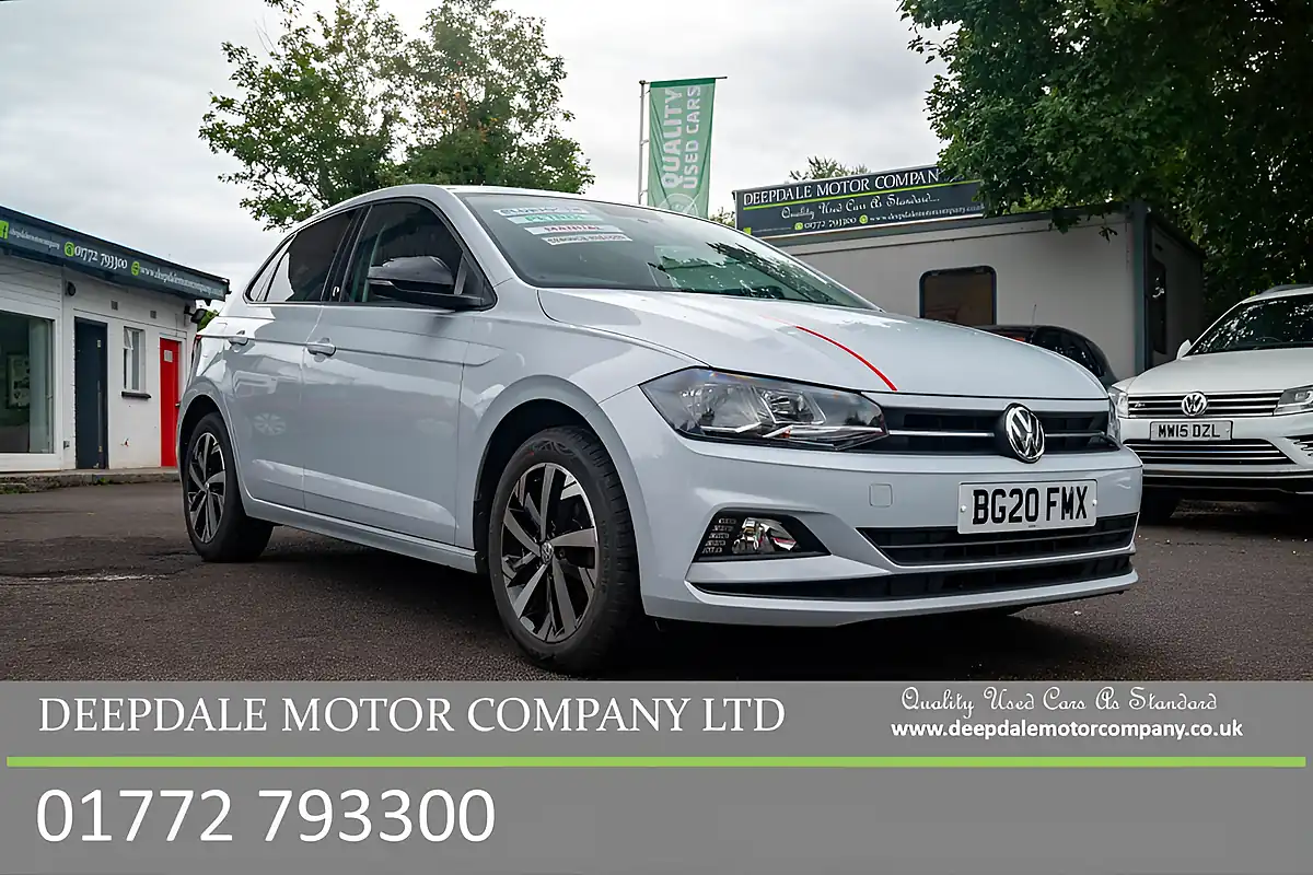 Used 2020 Volkswagen Polo Beats Evo White Silver - Front View