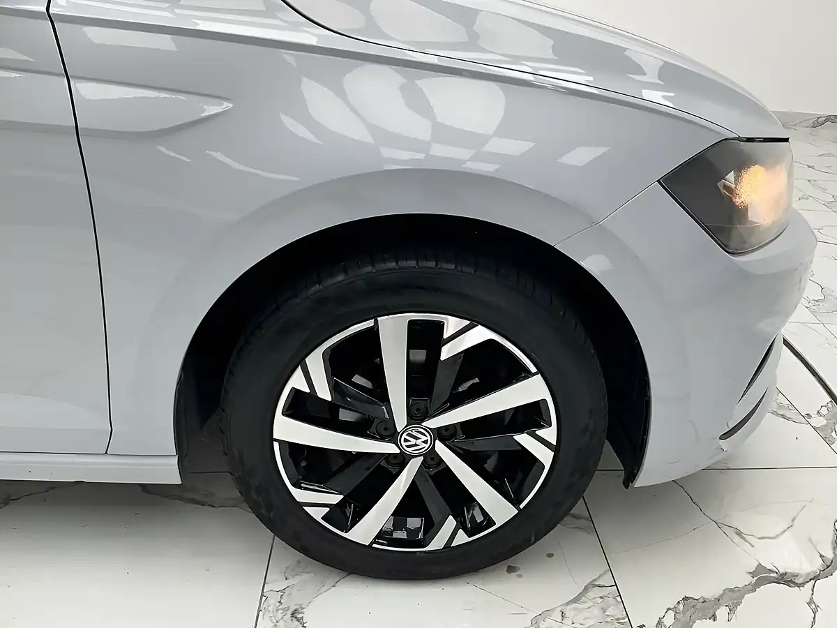 Used 2020 Volkswagen Polo Beats Silver - Interior and Exterior details 13