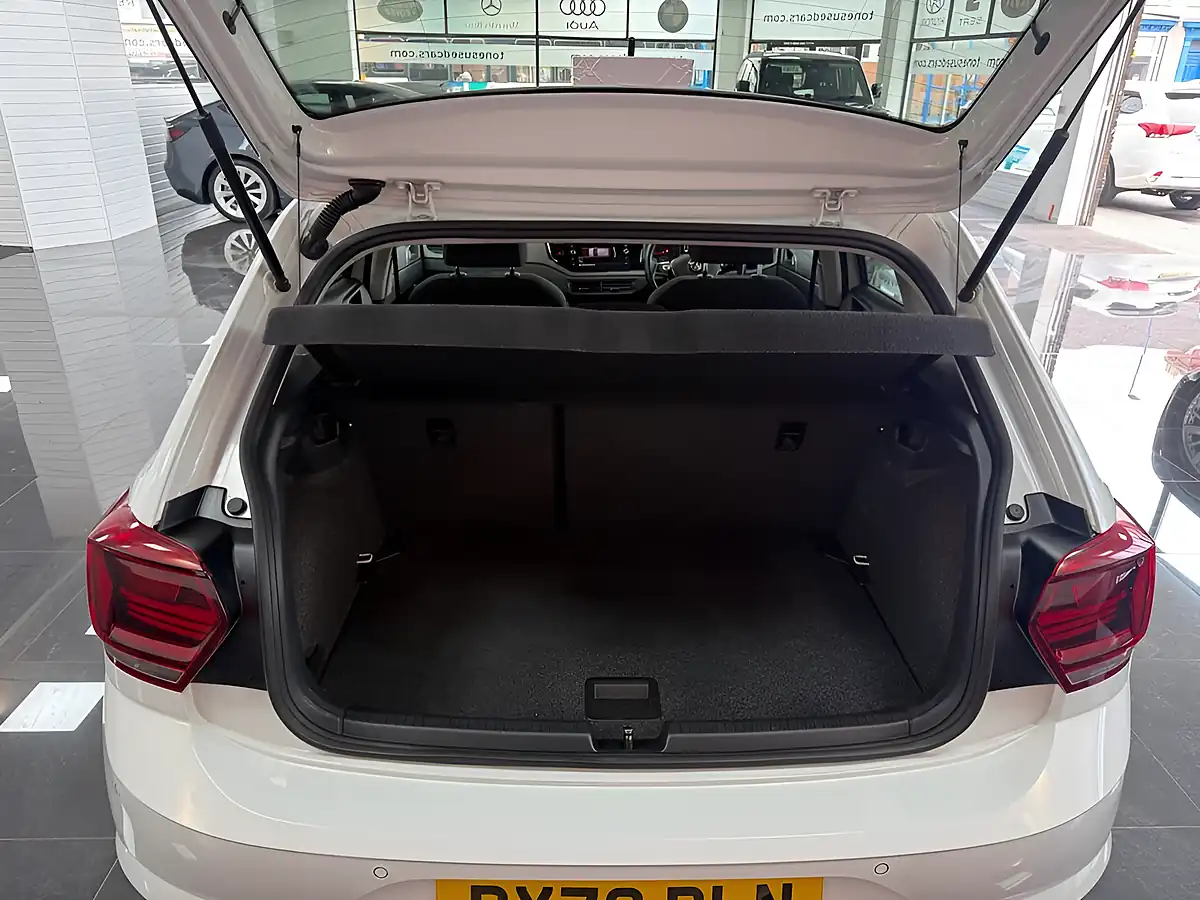 Used 2020 Volkswagen Polo Evo Match White - Interior and Exterior details 9