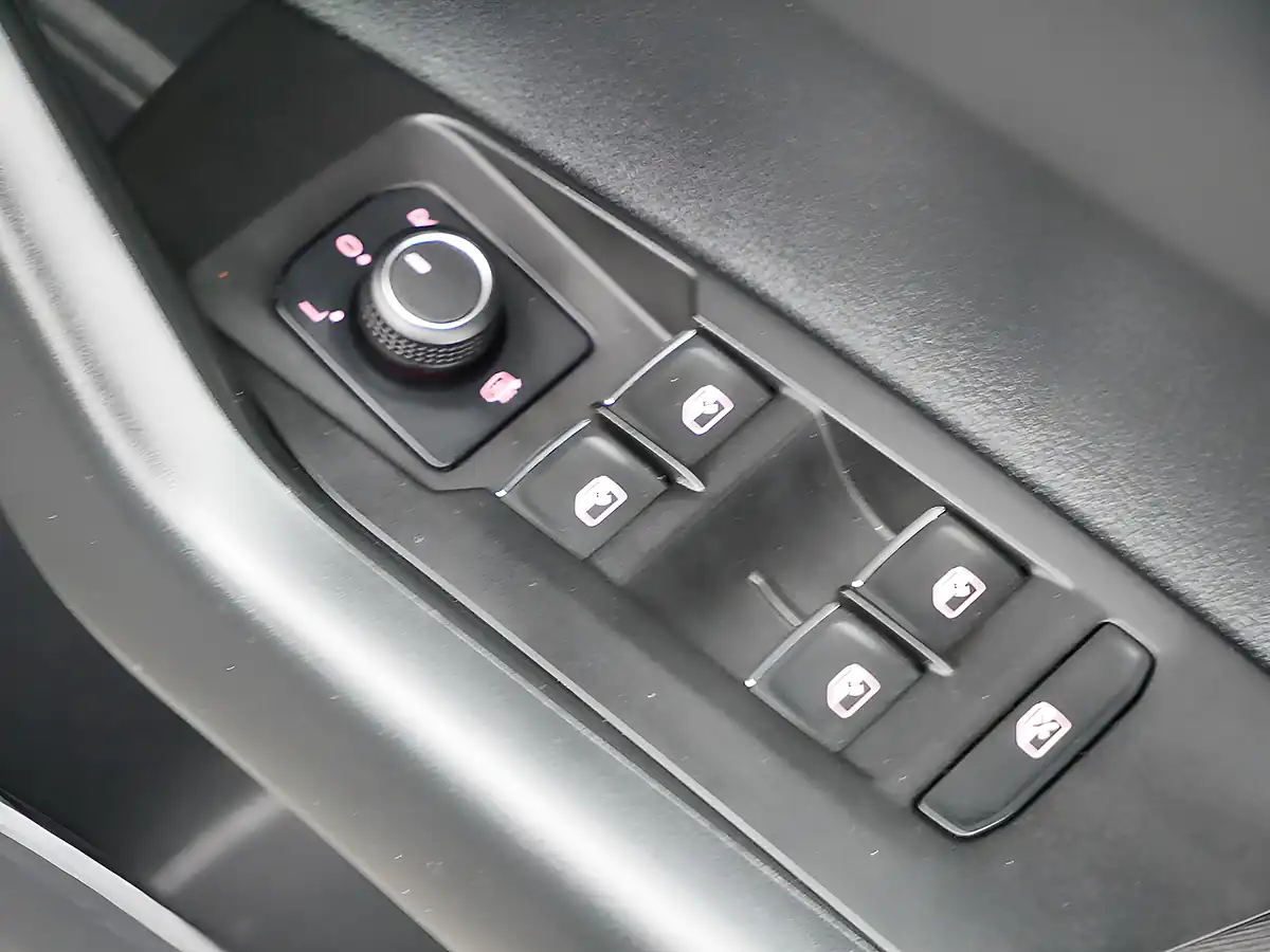 Used 2020 Volkswagen Polo GTI Deep Black Pearl - Interior and Exterior details 15
