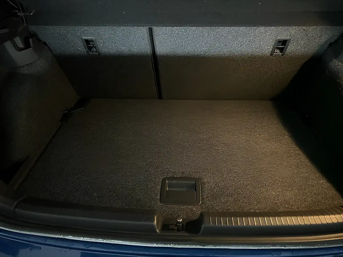 Used 2020 Volkswagen Polo Match Reef Blue - Interior and Exterior details 14