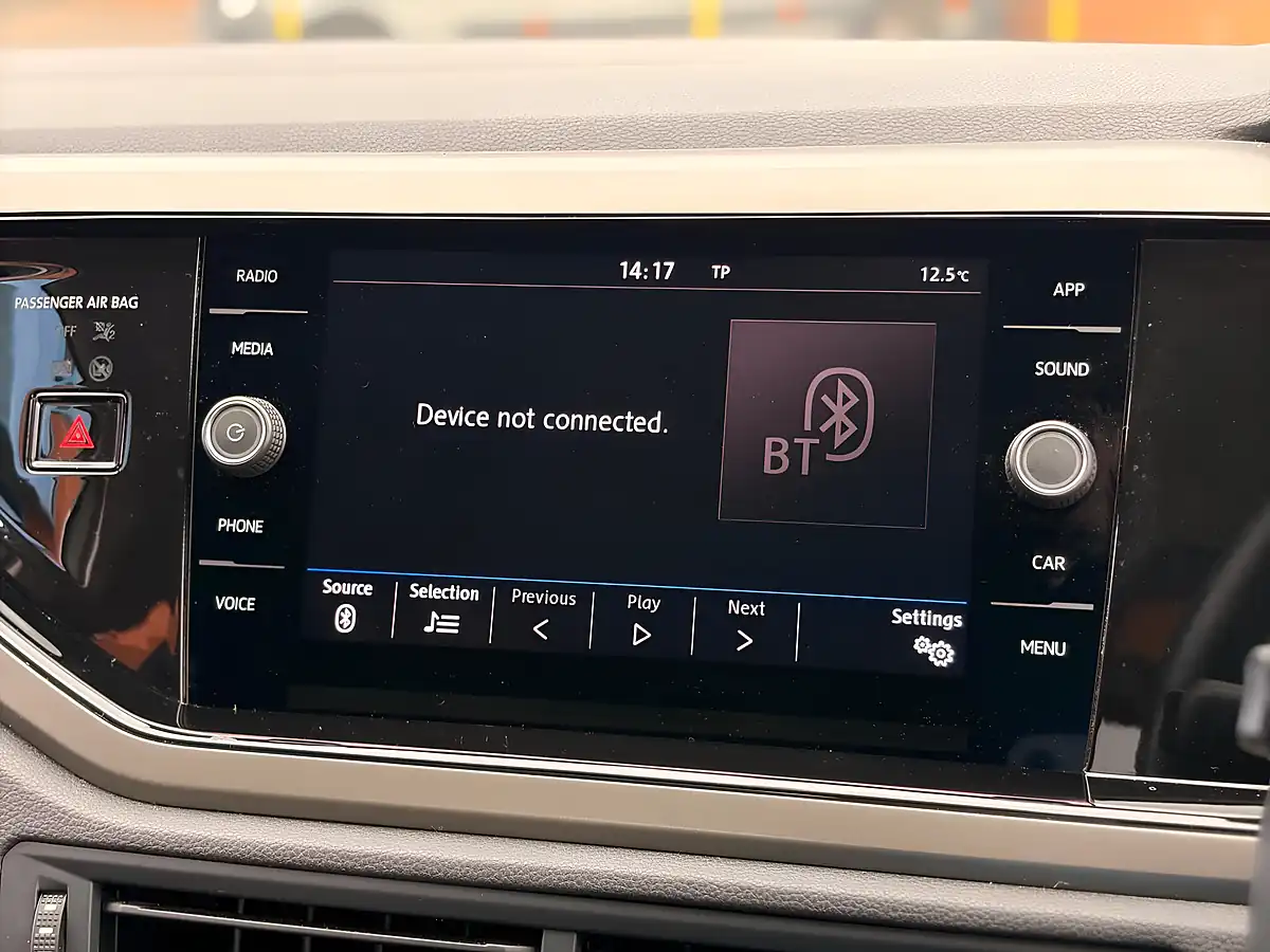 Used 2020 Volkswagen Polo Match Silver - Interior and Exterior details 19