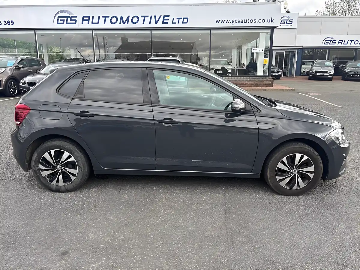 Used 2020 Volkswagen Polo Match Urano Grey - Interior and Exterior details 5