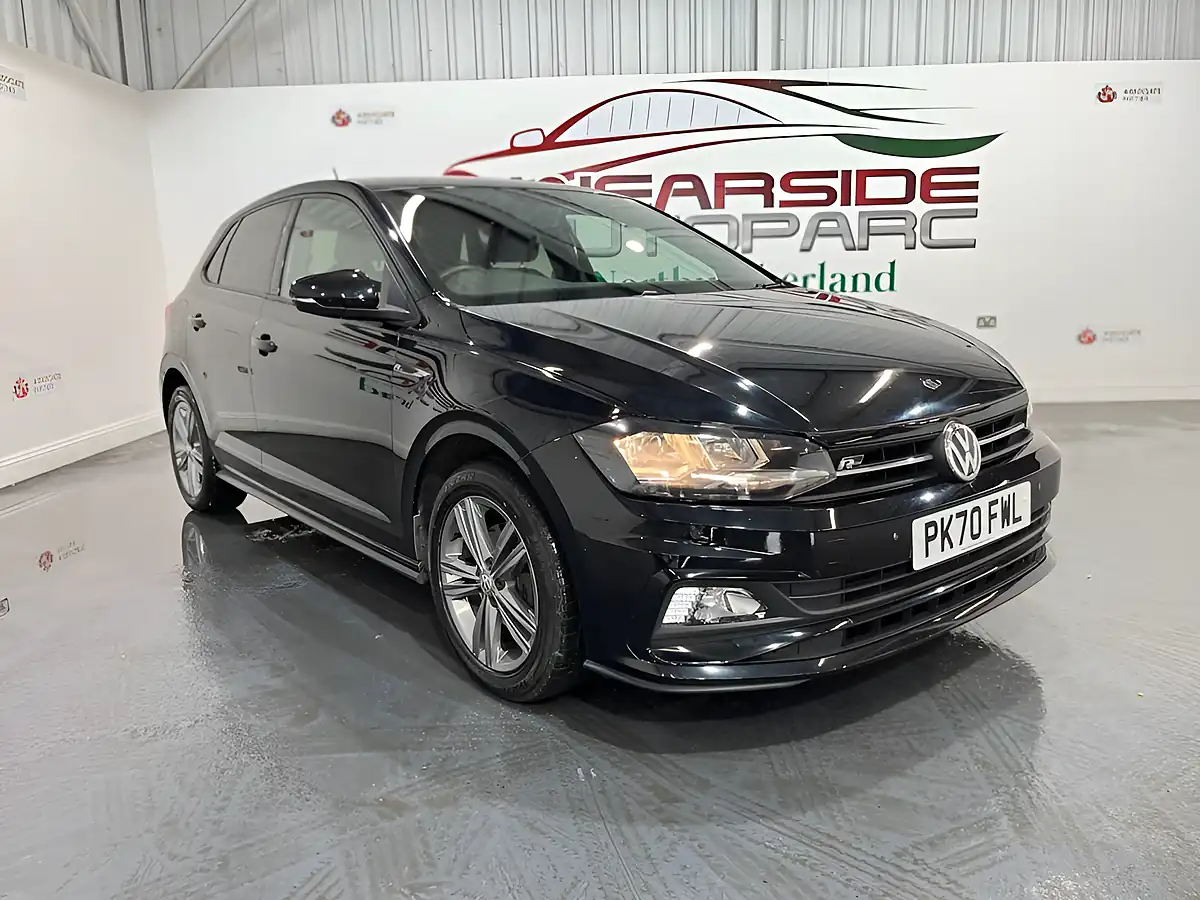 Used 2020 Volkswagen Polo R-Line Black - Front View