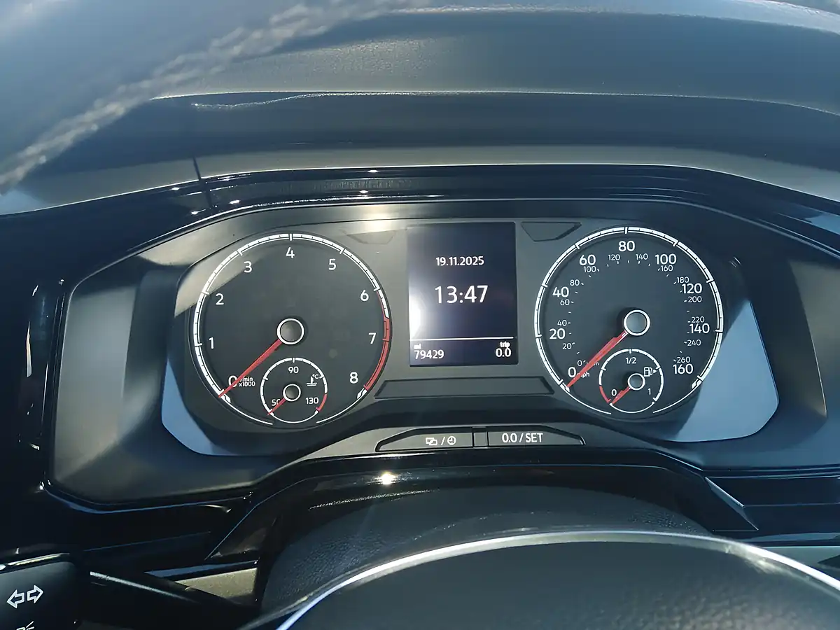 Used 2020 Volkswagen Polo Se Blue - Interior and Exterior details 10