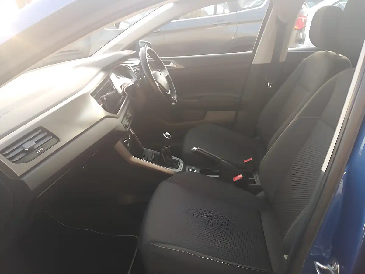 Used 2020 Volkswagen Polo Se Blue - Interior and Exterior details 18