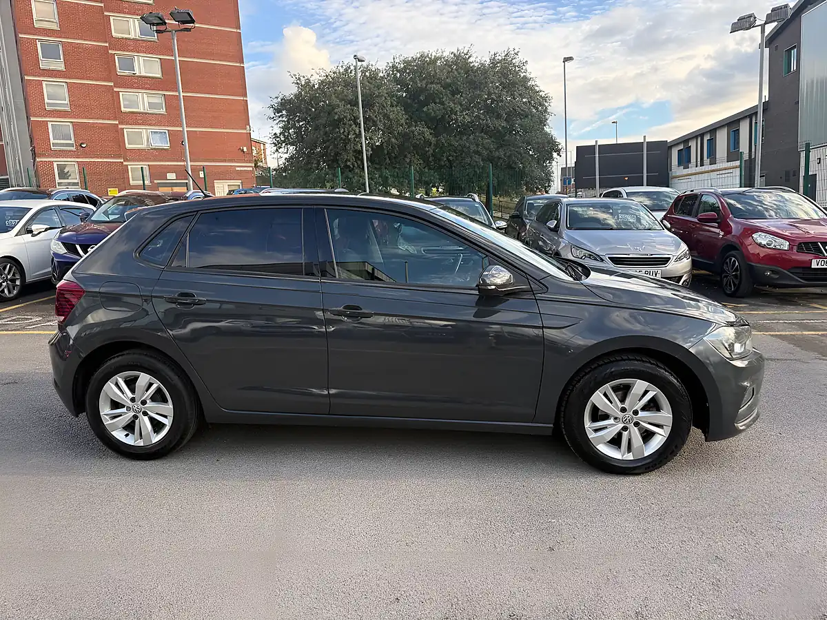 Used 2020 Volkswagen Polo Se Grey - Interior and Exterior details 8