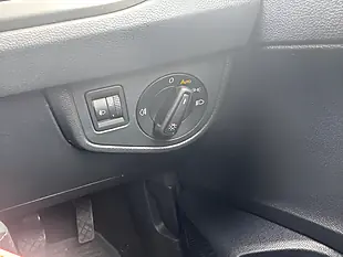 Used 2020 Volkswagen Polo Se Red - Interior and Exterior details 16