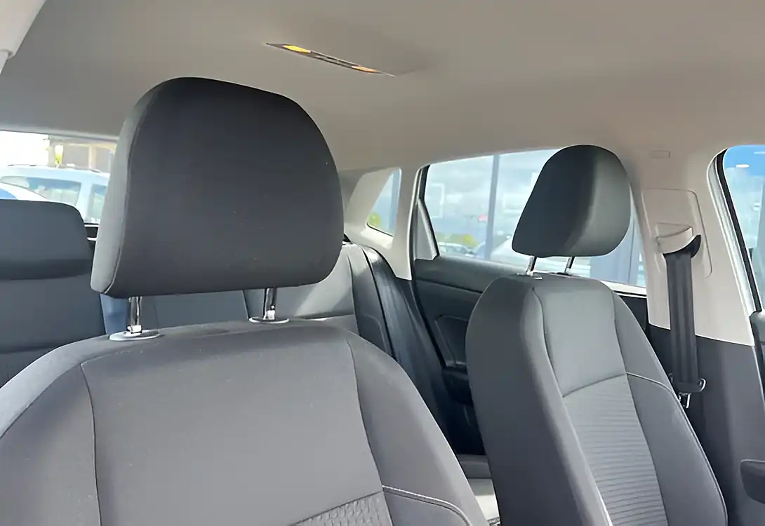 Used 2020 Volkswagen Polo Se Reflex Silver - Interior and Exterior details 13