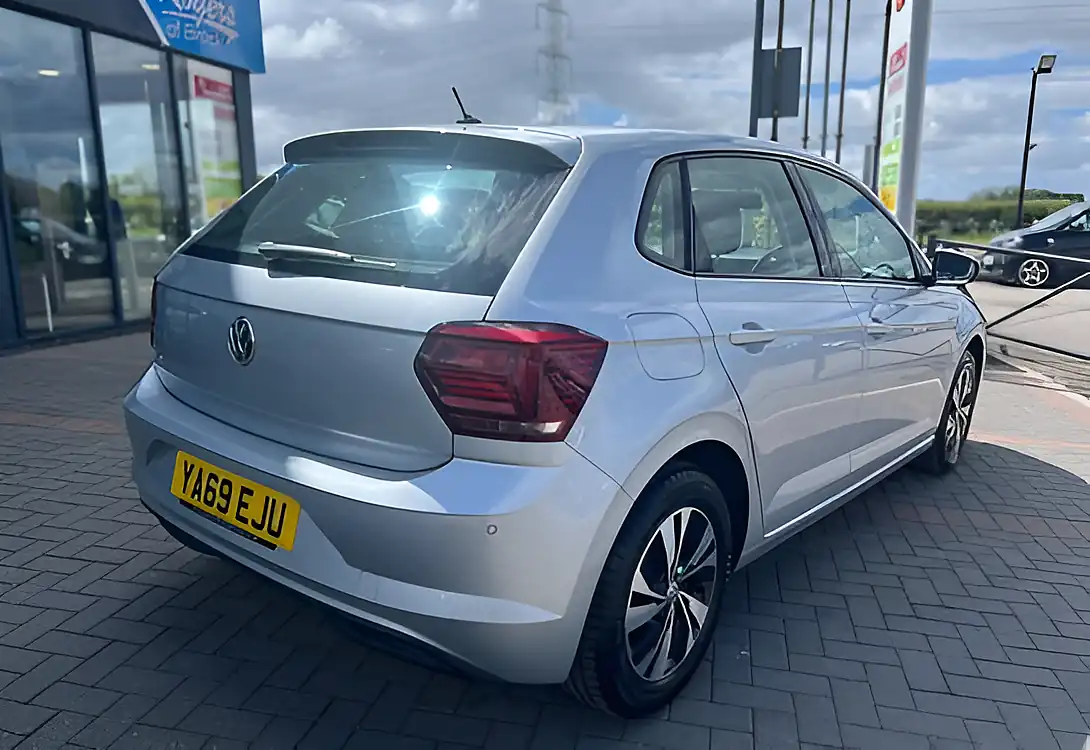 Used 2020 Volkswagen Polo Se Reflex Silver - Interior and Exterior details 6