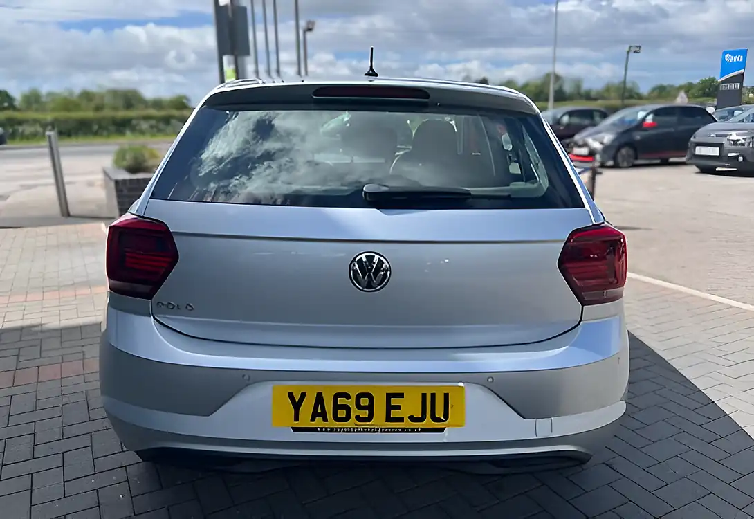 Used 2020 Volkswagen Polo Se Reflex Silver - Interior and Exterior details 7