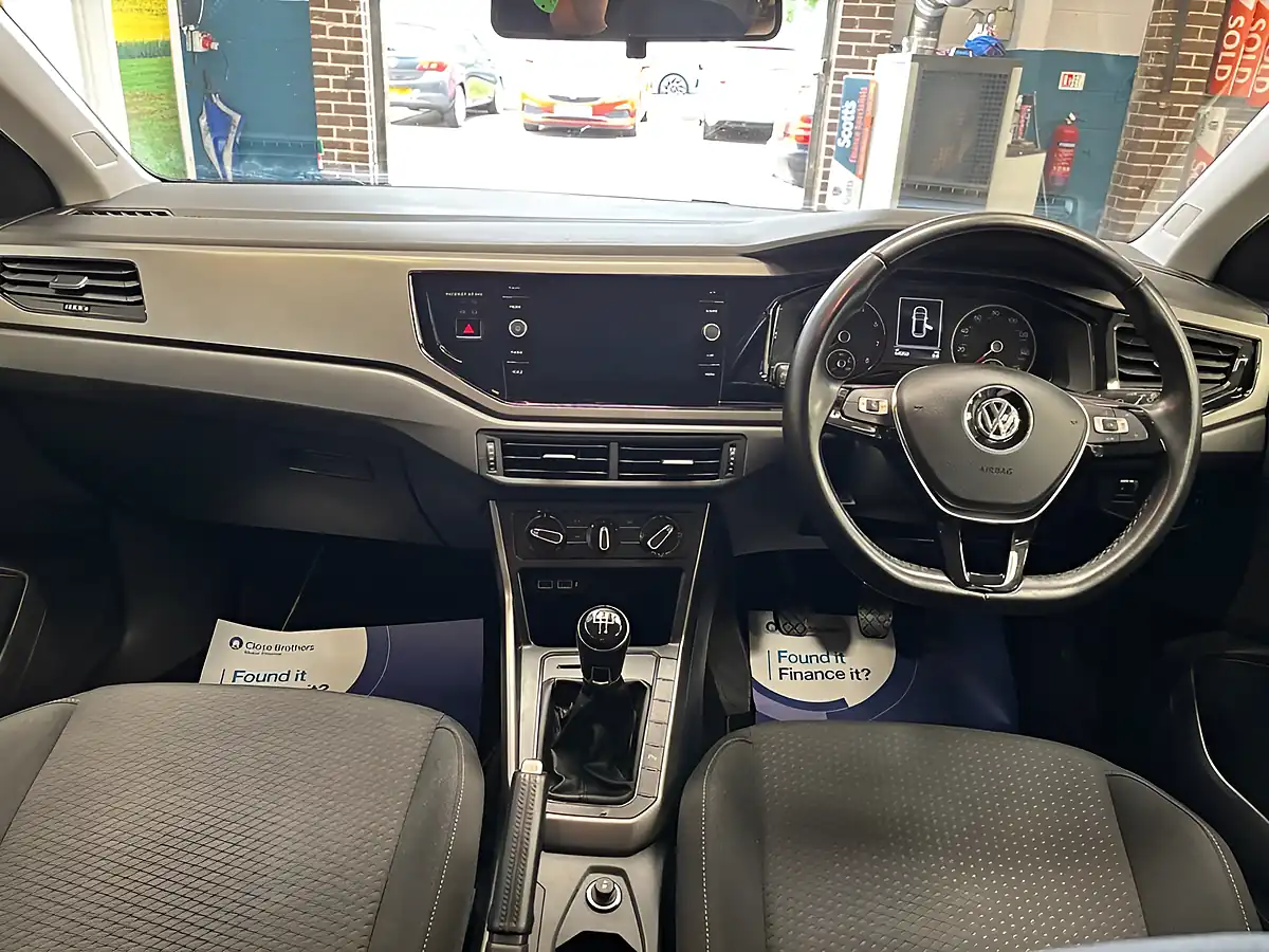 Used 2020 Volkswagen Polo Se Silver - Interior and Exterior details 18