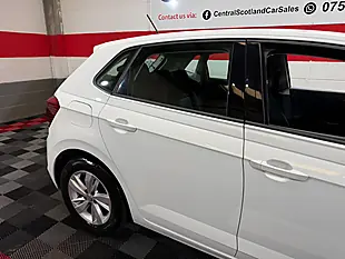 Used 2020 Volkswagen Polo Se White - Interior and Exterior details 4