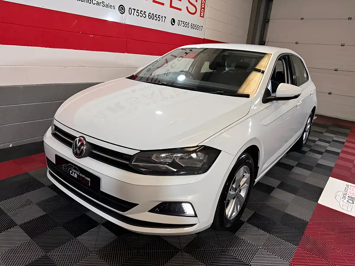 Used 2020 Volkswagen Polo Se White - Interior and Exterior details 6