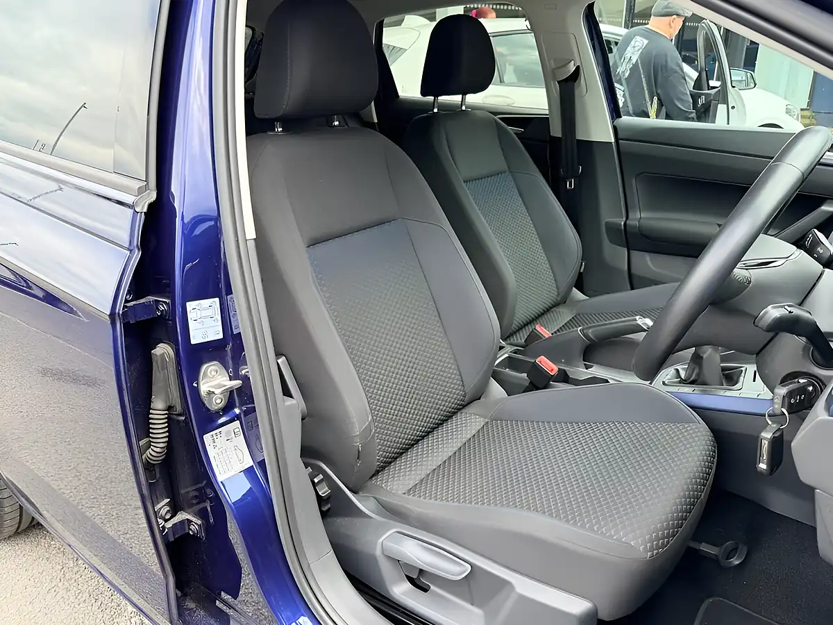Used 2020 Volkswagen Polo United Atlantic Blue - Interior and Exterior details 3