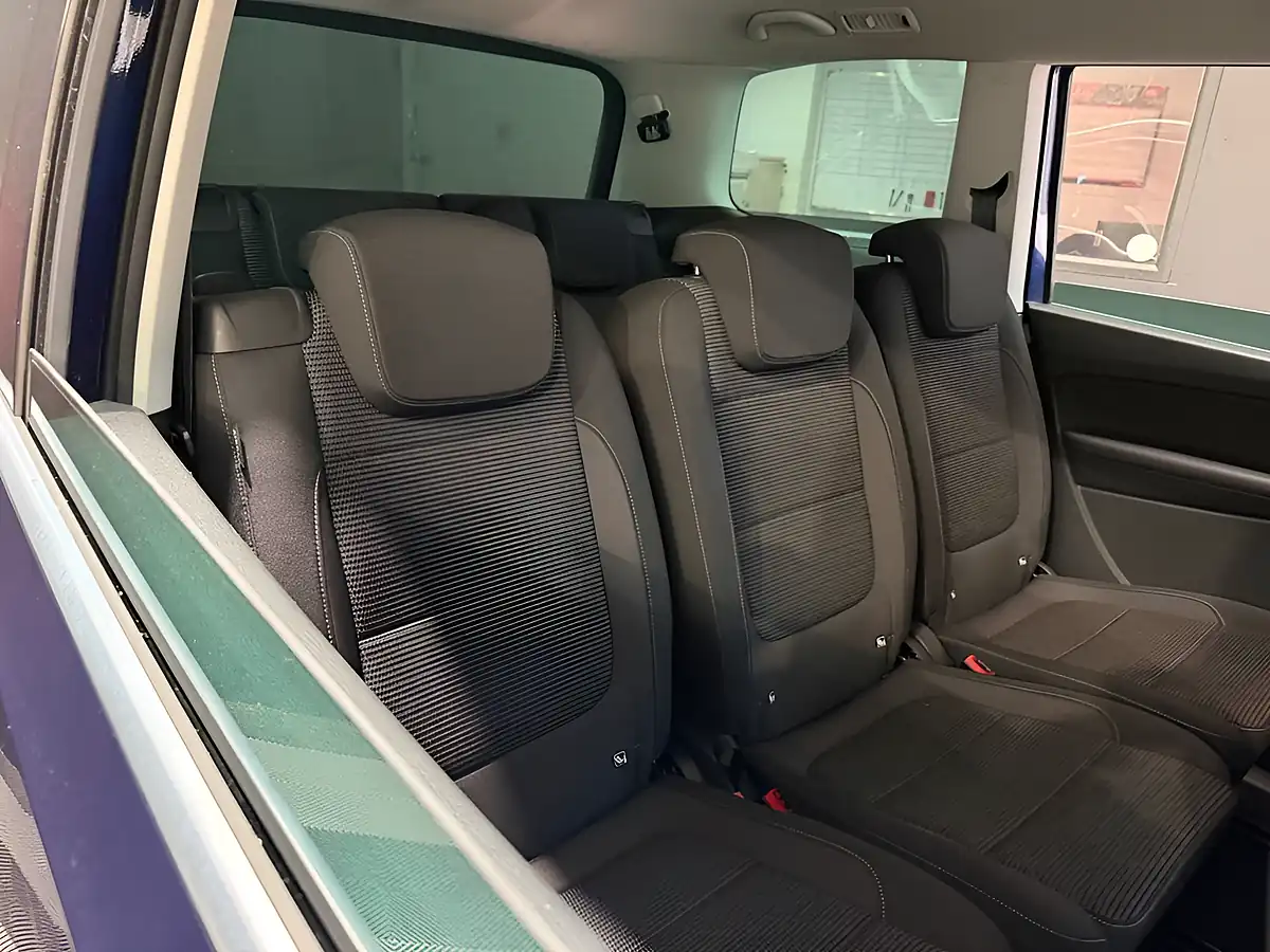 Used 2020 Volkswagen Sharan Se Nav Blue - Interior and Exterior details 12