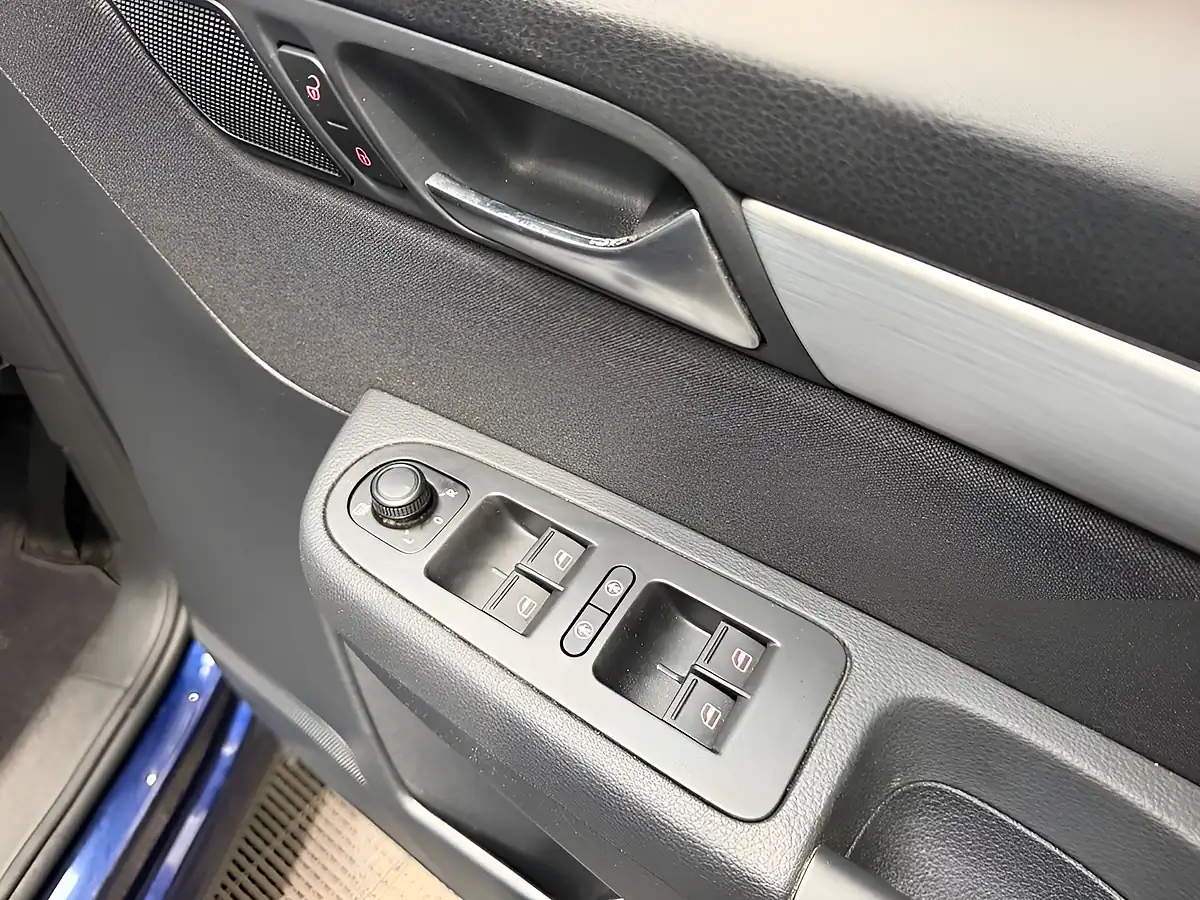 Used 2020 Volkswagen Sharan Se Nav Blue - Interior and Exterior details 16