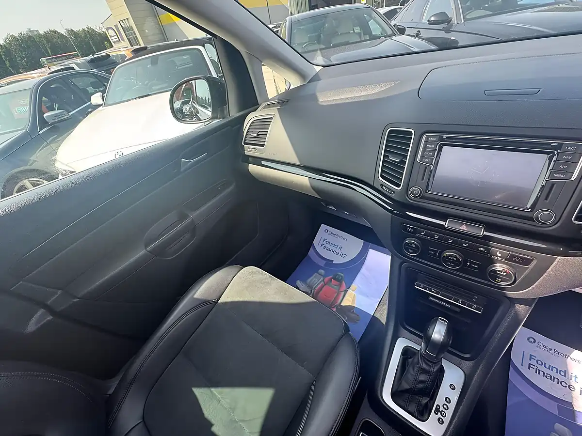 Used 2020 Volkswagen Sharan Sel Black - Interior and Exterior details 14
