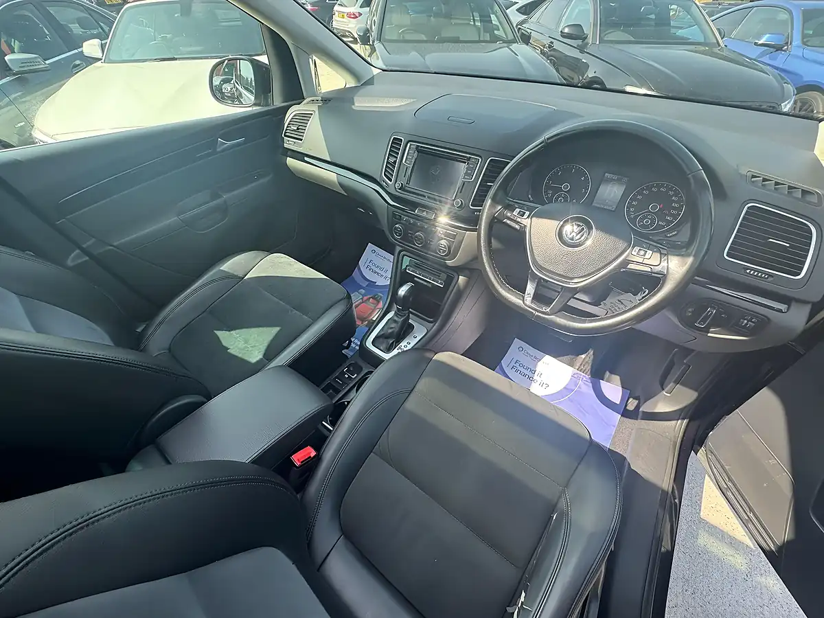 Used 2020 Volkswagen Sharan Sel Black - Interior and Exterior details 15
