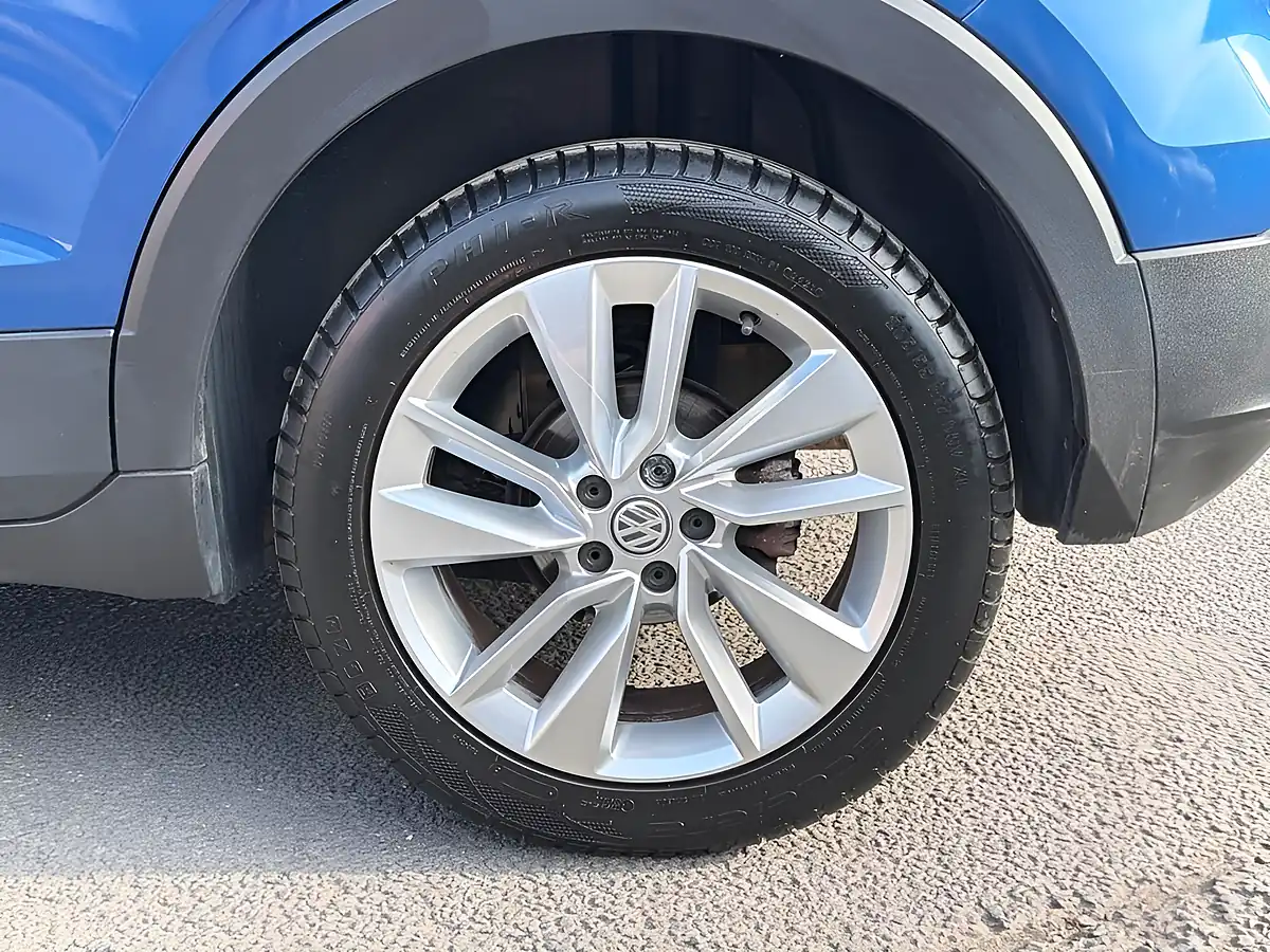 Used 2020 Volkswagen T-Cross Se Blue - Interior and Exterior details 19