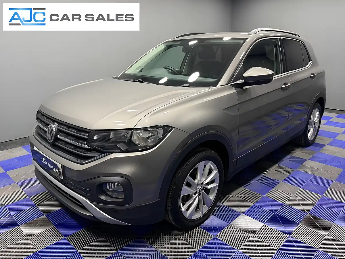 Used 2020 Volkswagen T-Cross Se Limestone Grey - Front View