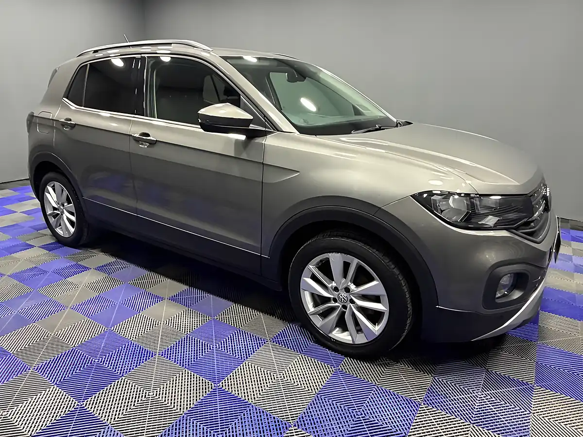 Used 2020 Volkswagen T-Cross Se Limestone Grey - Interior and Exterior details 6