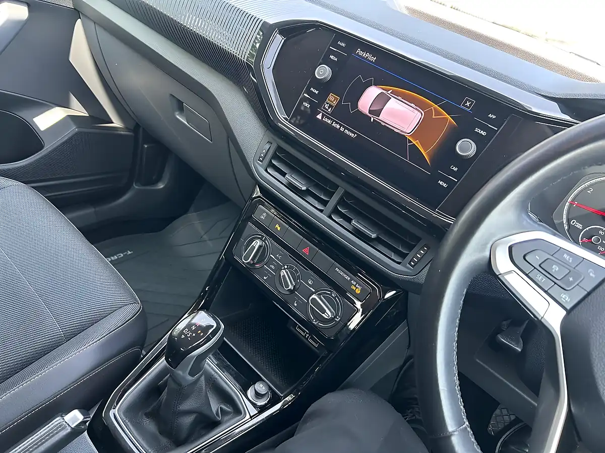 Used 2020 Volkswagen T-Cross Se Silver - Interior and Exterior details 10