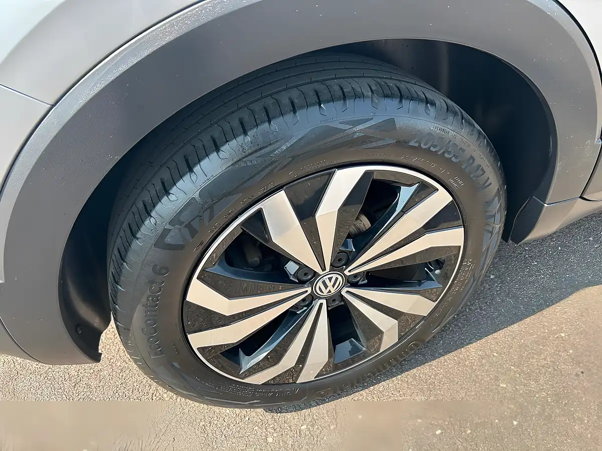 Used 2020 Volkswagen T-Cross Se Silver - Interior and Exterior details 7