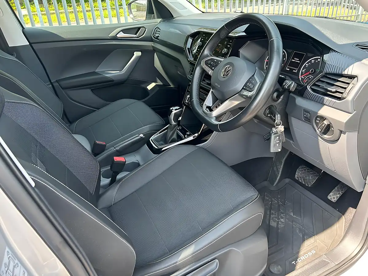 Used 2020 Volkswagen T-Cross Se Silver - Interior and Exterior details 9