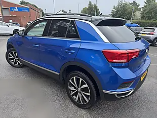 Used 2020 Volkswagen T-Roc Design Blue - Interior and Exterior details 3