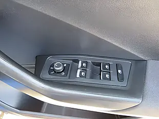Used 2020 Volkswagen T-Roc Design Blue - Interior and Exterior details 14