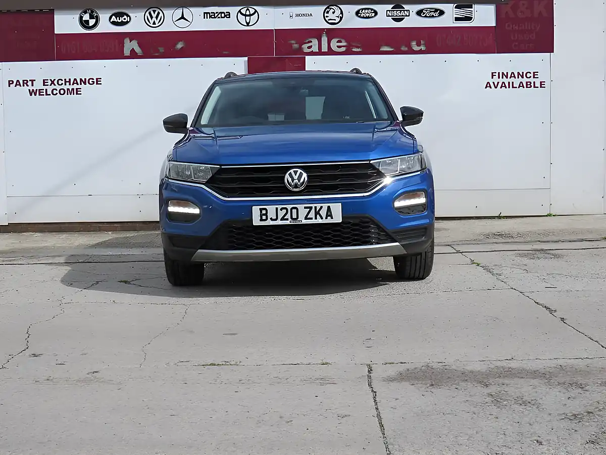 Used 2020 Volkswagen T-Roc Design Blue - Interior and Exterior details 6