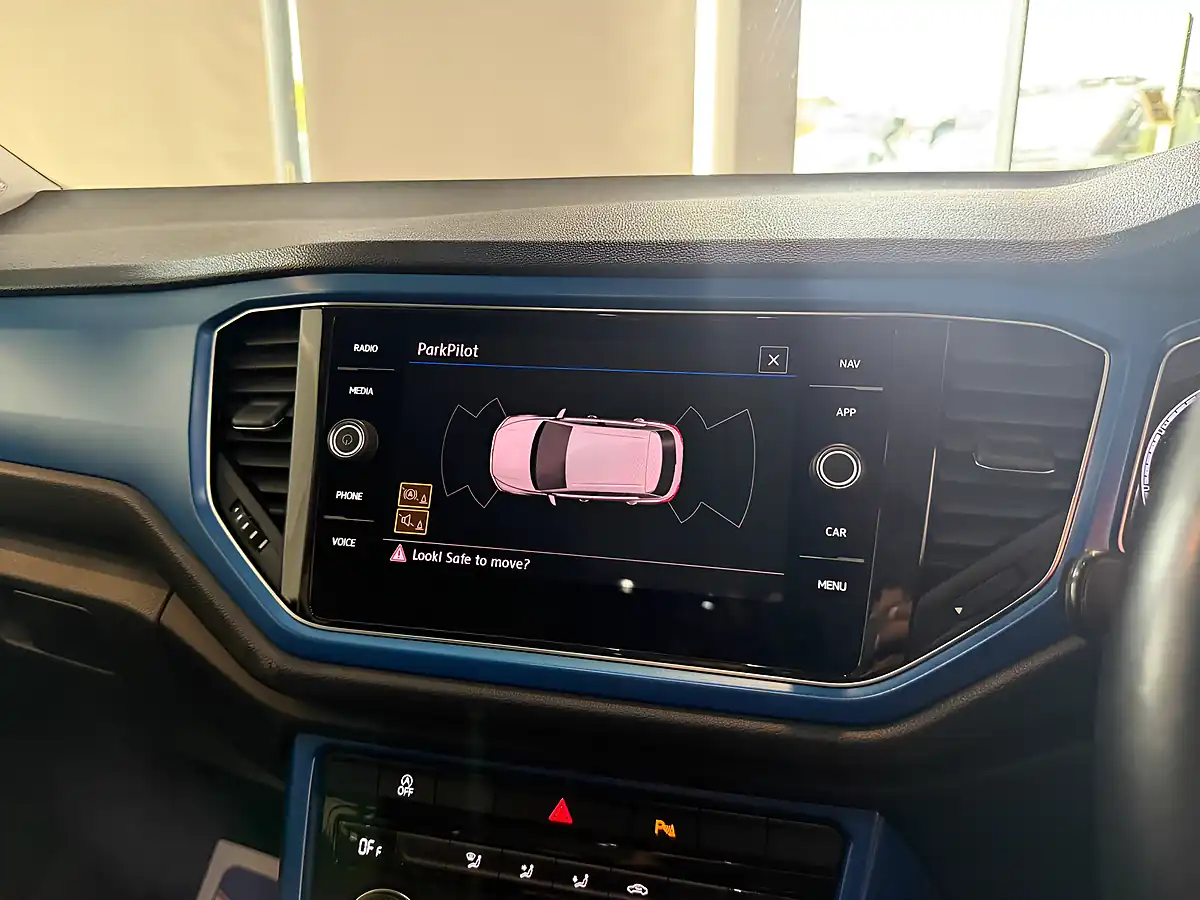 Used 2020 Volkswagen T-Roc Design Grey - Interior and Exterior details 15
