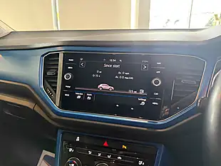 Used 2020 Volkswagen T-Roc Design Grey - Interior and Exterior details 16