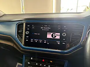 Used 2020 Volkswagen T-Roc Design Grey - Interior and Exterior details 17