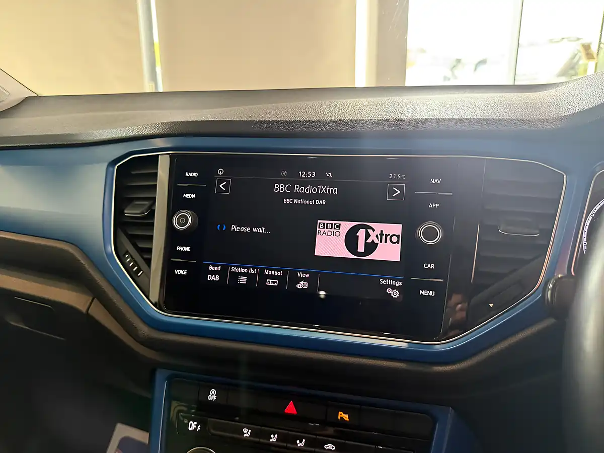 Used 2020 Volkswagen T-Roc Design Grey - Interior and Exterior details 17