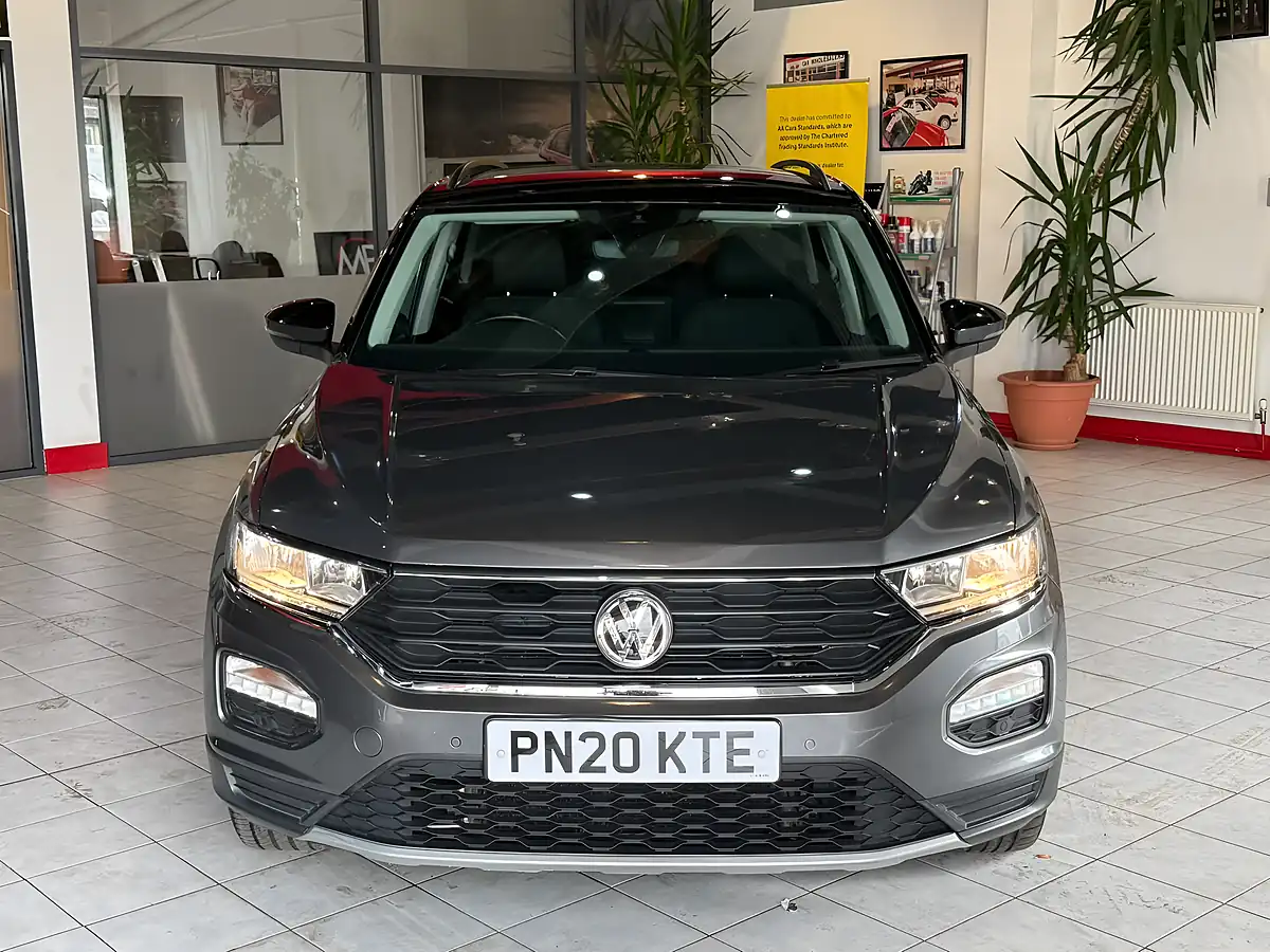 Used 2020 Volkswagen T-Roc Design Grey - Interior and Exterior details 4