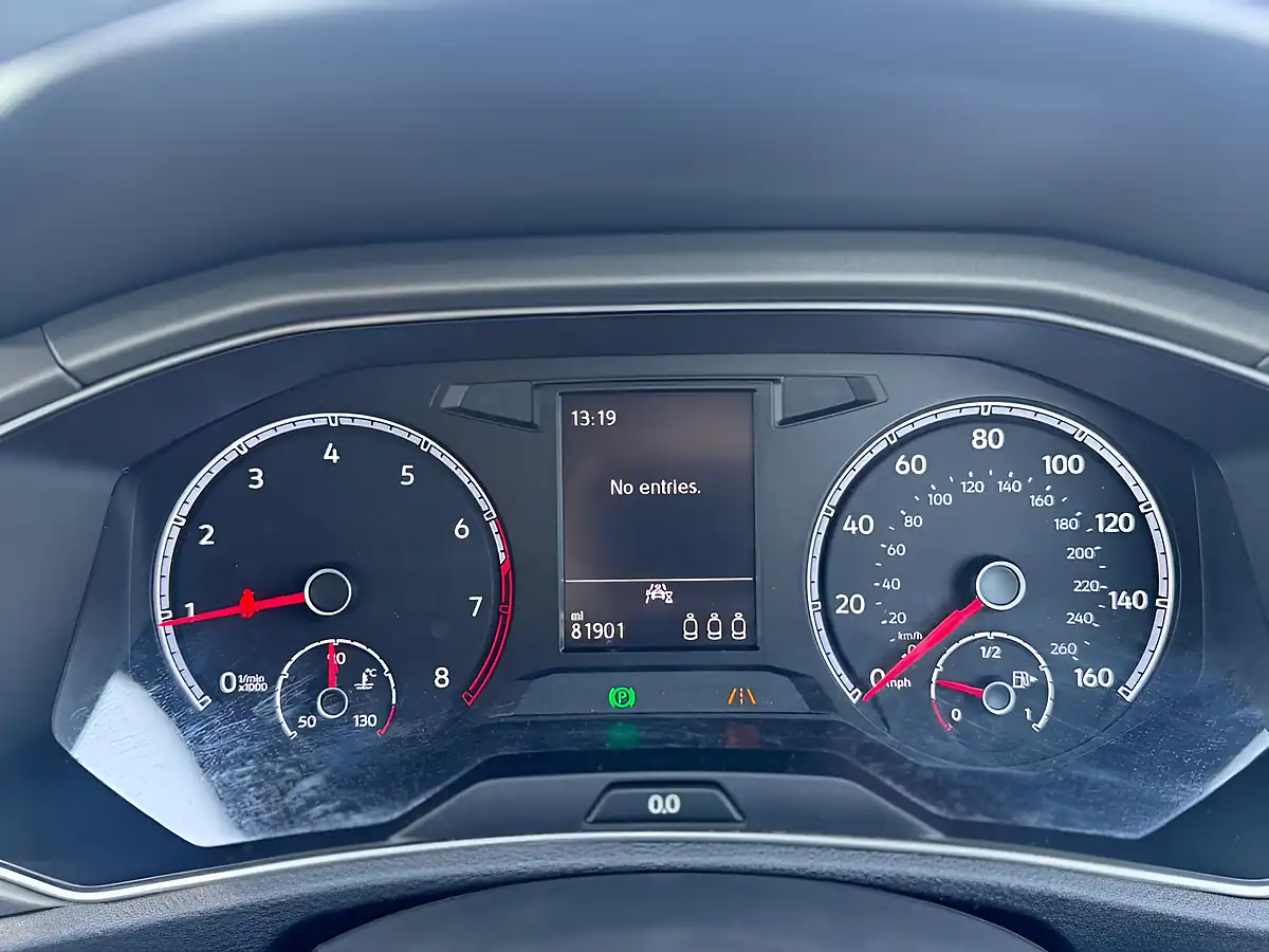 Used 2020 Volkswagen T-Roc Design Grey - Interior and Exterior details 15
