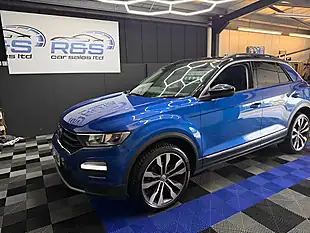 Used 2020 Volkswagen T-Roc Design Ravenna Blue - Interior and Exterior details 12