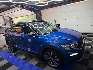 Used 2020 Volkswagen T-Roc Design Ravenna Blue - Interior and Exterior details 14
