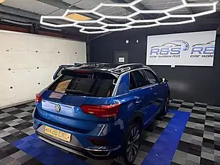 Used 2020 Volkswagen T-Roc Design Ravenna Blue - Interior and Exterior details 15