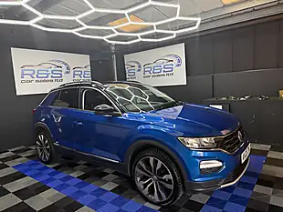 Used 2020 Volkswagen T-Roc Design Ravenna Blue - Interior and Exterior details 2