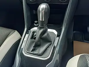 Used 2020 Volkswagen T-Roc Evo Silver - Interior and Exterior details 16