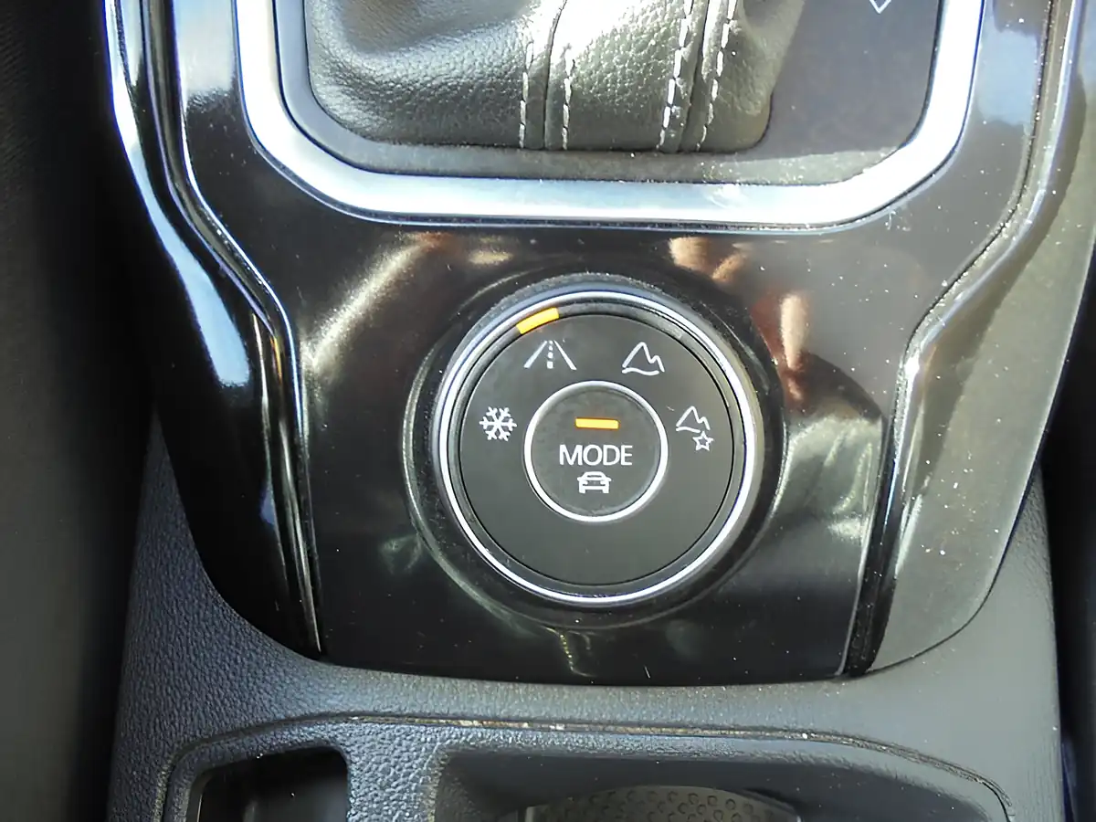 Used 2020 Volkswagen T-Roc R Black - Interior and Exterior details 14