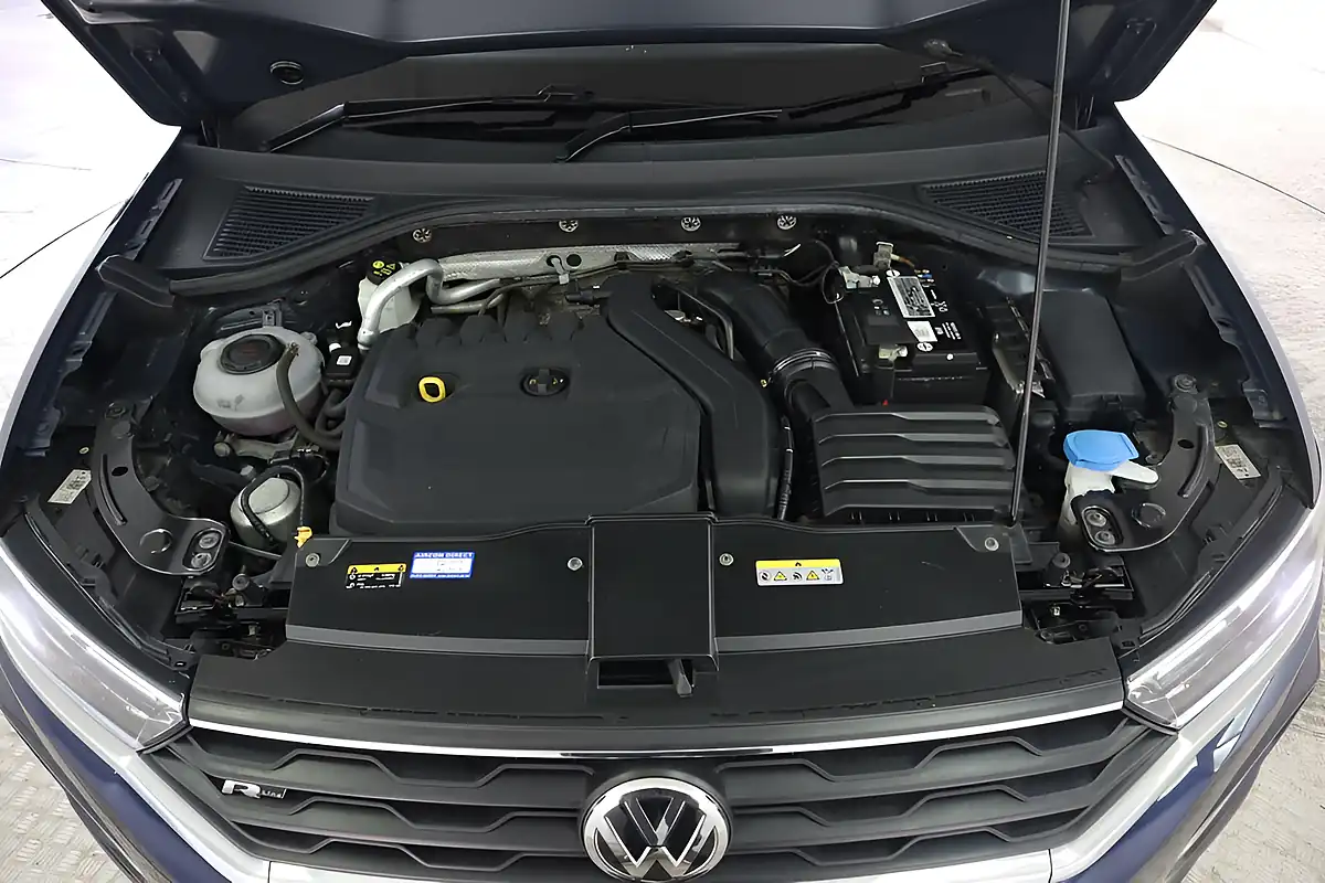 Used 2020 Volkswagen T-Roc R-Line Blue - Interior and Exterior details 13