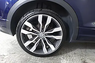 Used 2020 Volkswagen T-Roc R-Line Blue - Interior and Exterior details 14
