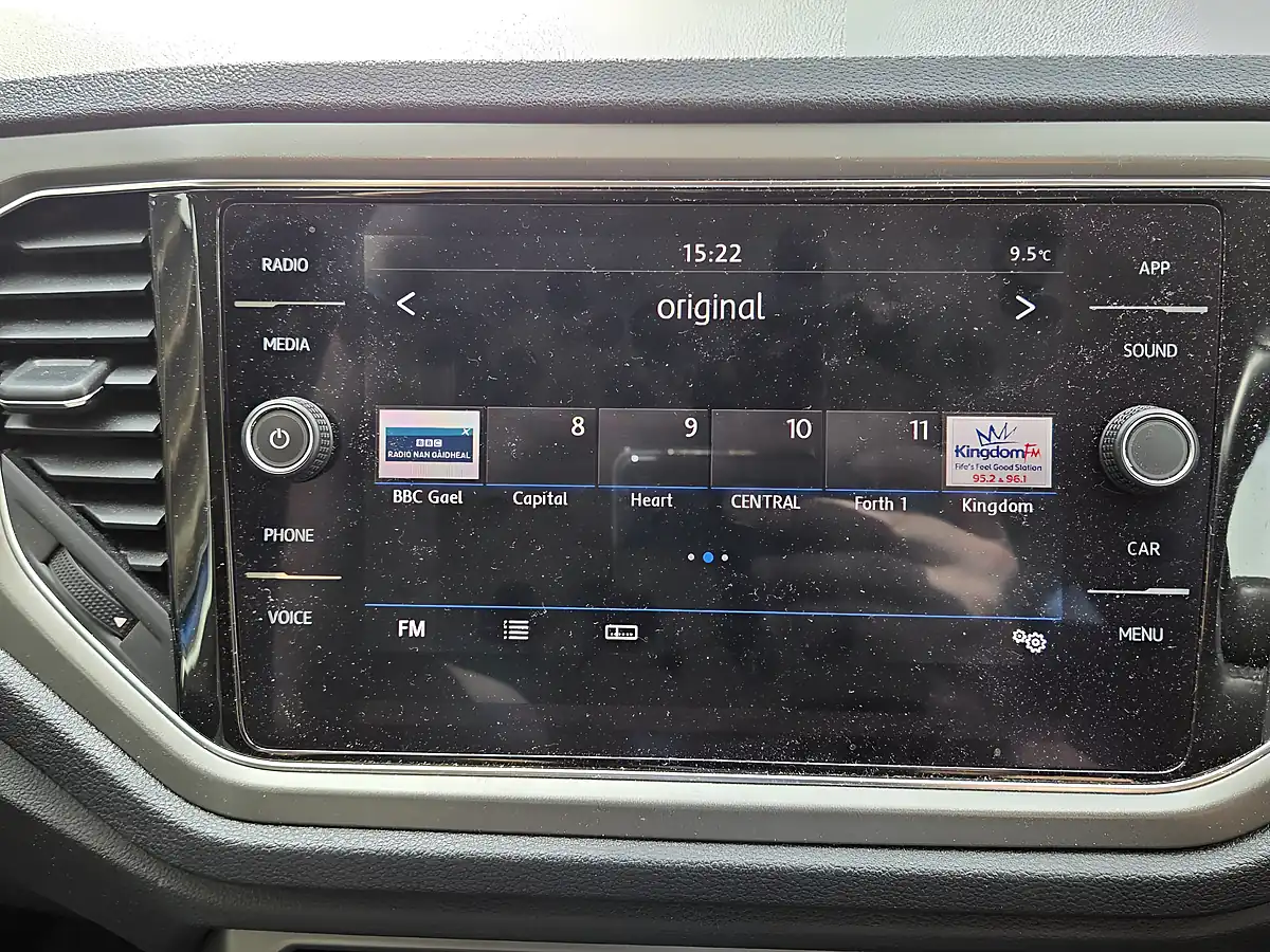 Used 2020 Volkswagen T-Roc Se Blue - Interior and Exterior details 10