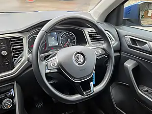 Used 2020 Volkswagen T-Roc Se Blue - Interior and Exterior details 8