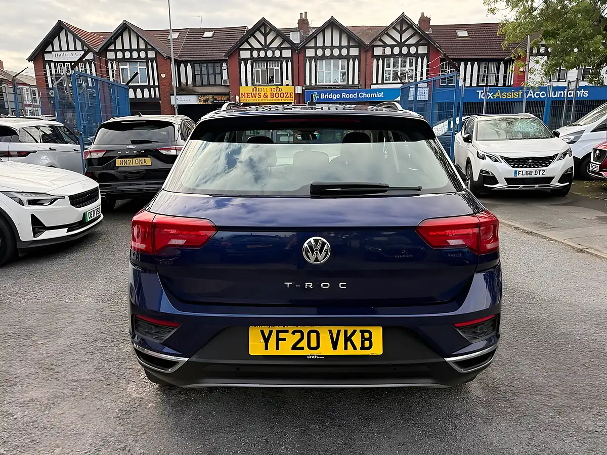 Used 2020 Volkswagen T-Roc Se Blue - Interior and Exterior details 4